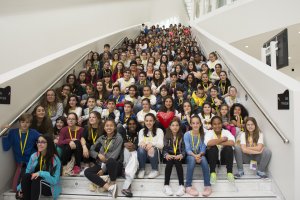 200 niños y niñas de toda España construyen en Oviedo la nueva geometría de sus derechos